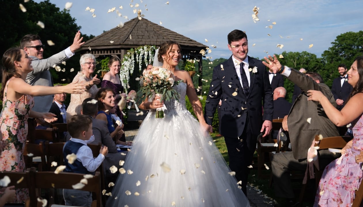 Les Museer Weddings